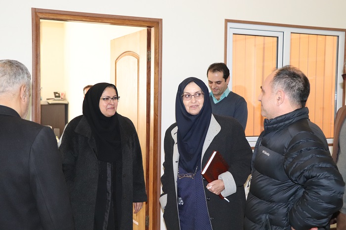 بازدید رئیس محترم سازمان ملی استاندارد و هیئت همراه از آزمایشگاههای پژوهشگاه استاندارد در بهمن ماه 98