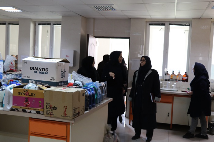 بازدید رئیس محترم سازمان ملی استاندارد و هیئت همراه از آزمایشگاههای پژوهشگاه استاندارد در بهمن ماه 98