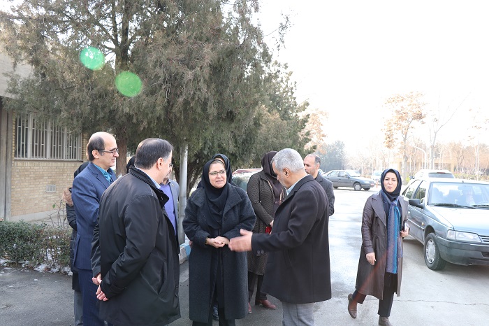بازدید رئیس محترم سازمان ملی استاندارد و هیئت همراه از آزمایشگاههای پژوهشگاه استاندارد در بهمن ماه 98