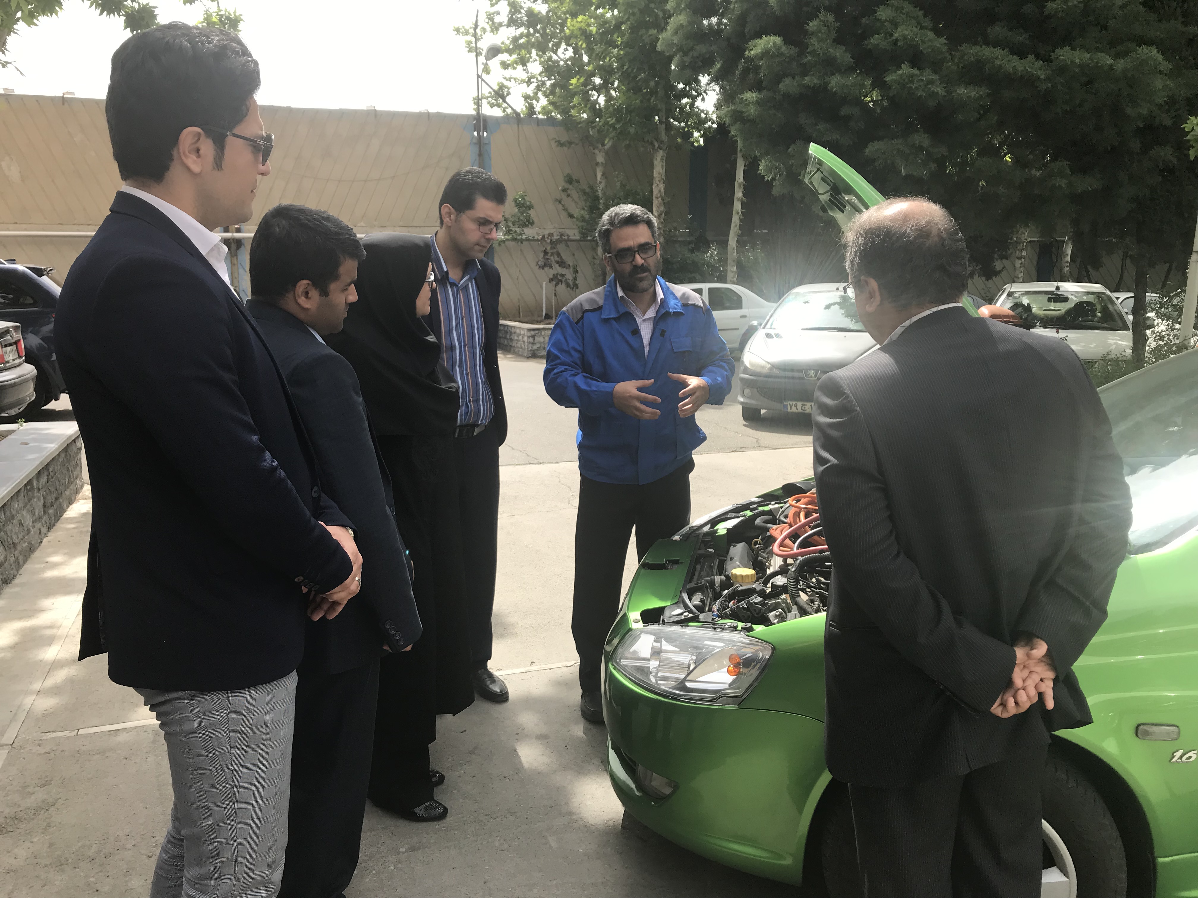 بازدید ریاست پژوهشگاه استاندارد و هیات همراه از شرکت ایپکو