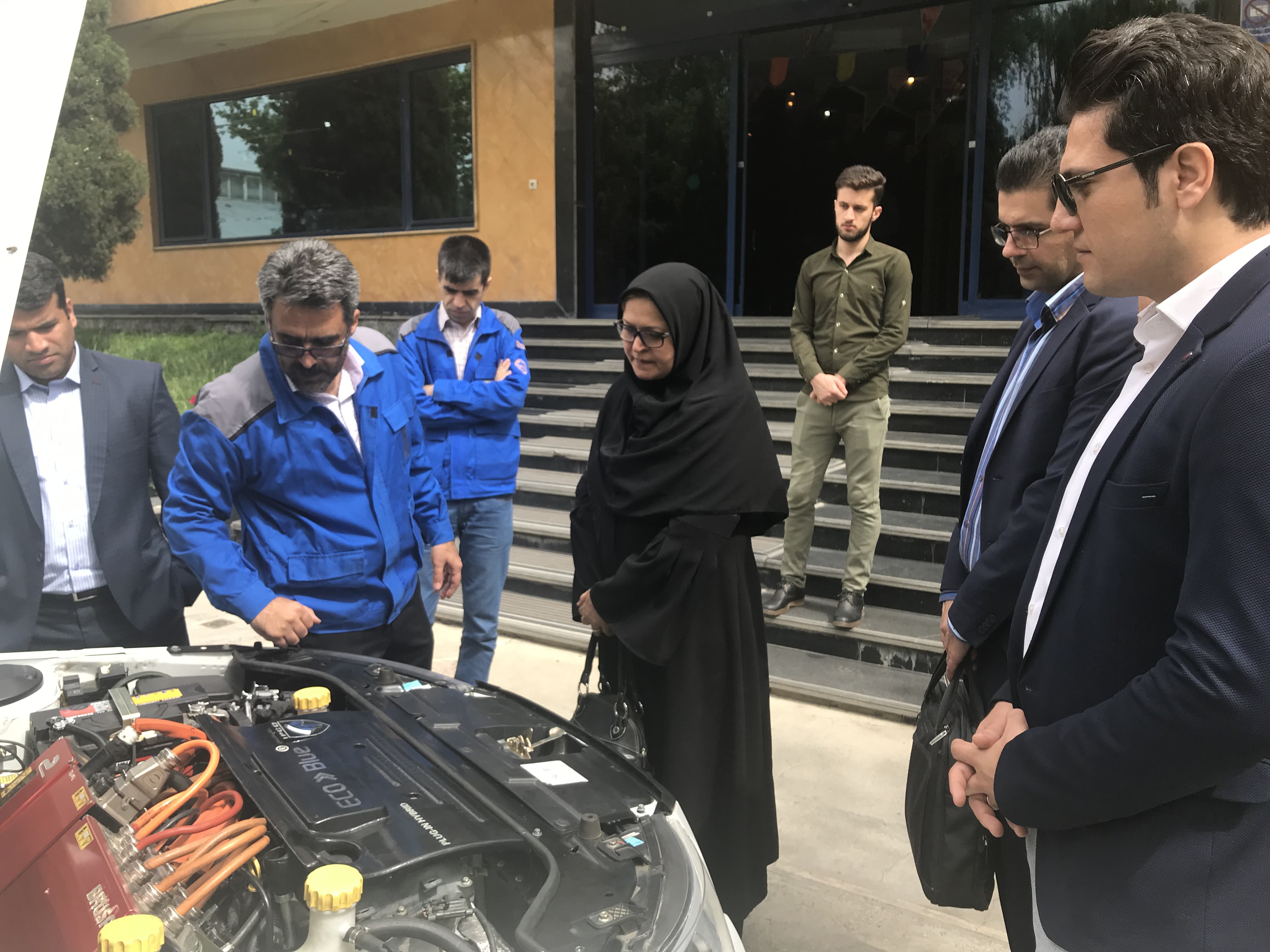 بازدید ریاست پژوهشگاه استاندارد و هیات همراه از شرکت ایپکو