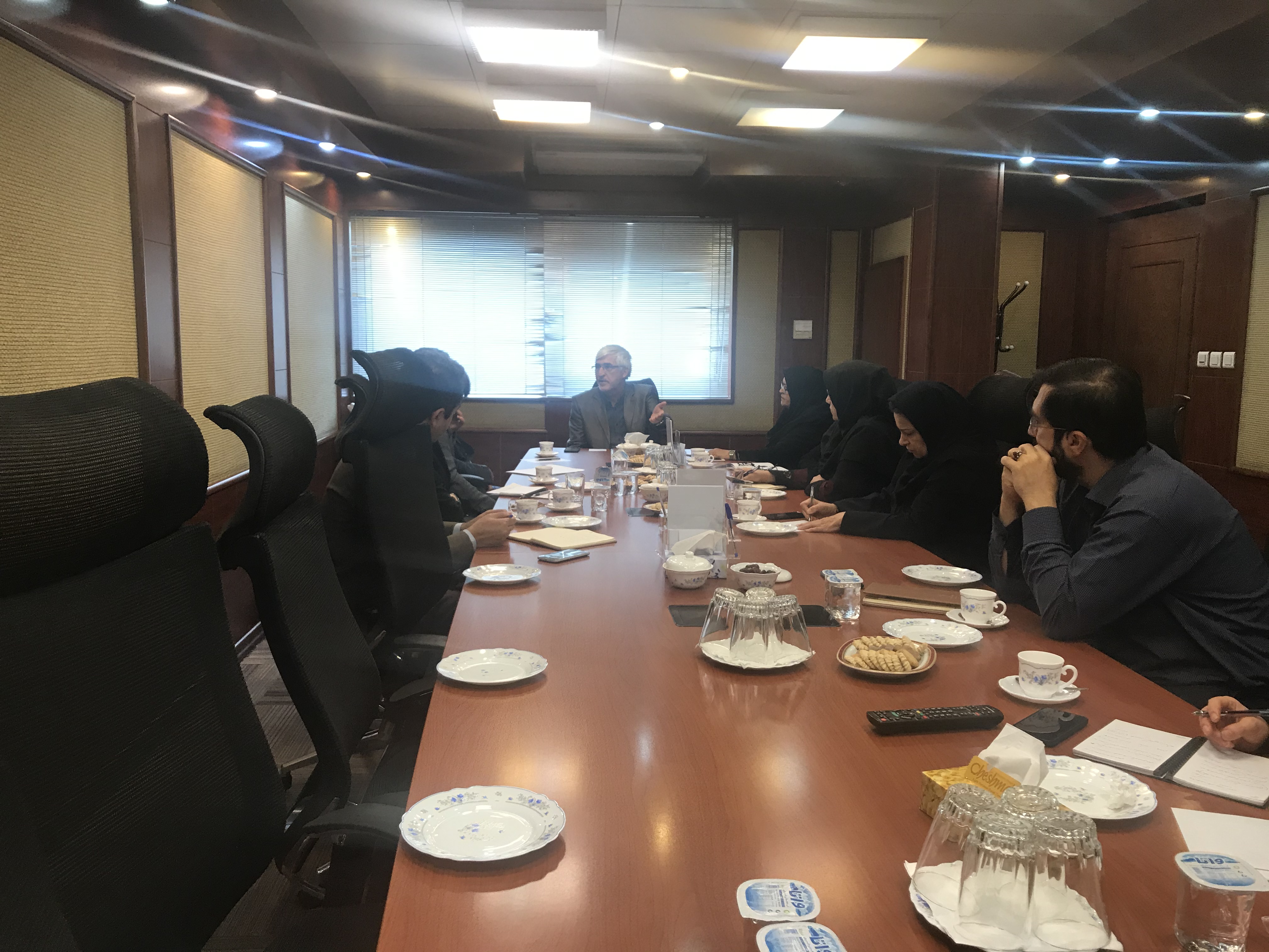 بازدید ریاست پژوهشگاه استاندارد و هیات همراه از ستاد نانو