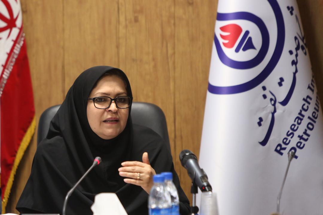 بازدید دکتر توفیقی رییس پژوهشگاه نفت از پژوهشگاه استاندارد