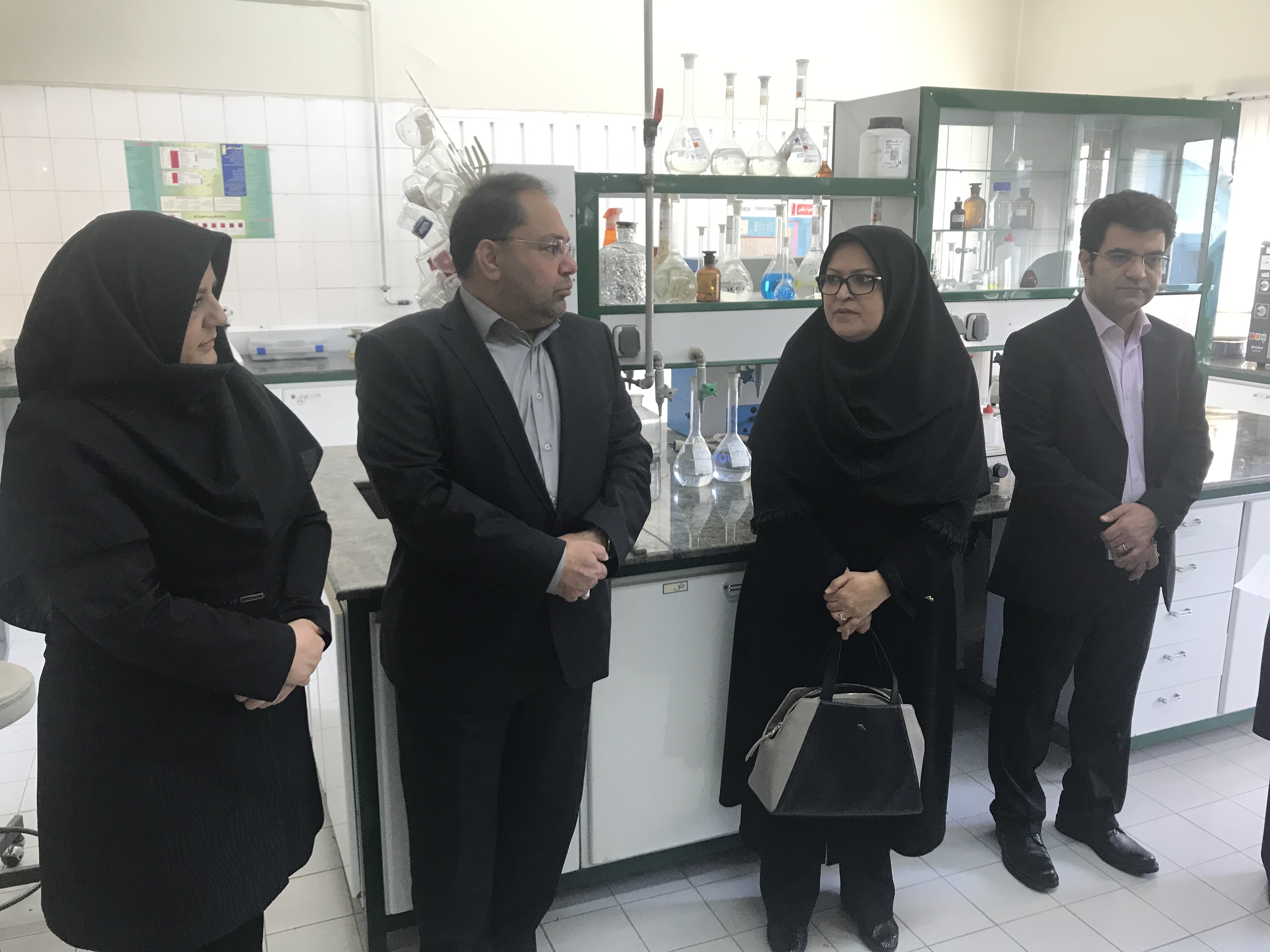 بازدید رئیس پژوهشگاه استاندارد و هیات همراه از پژوهشکده شمالغرب