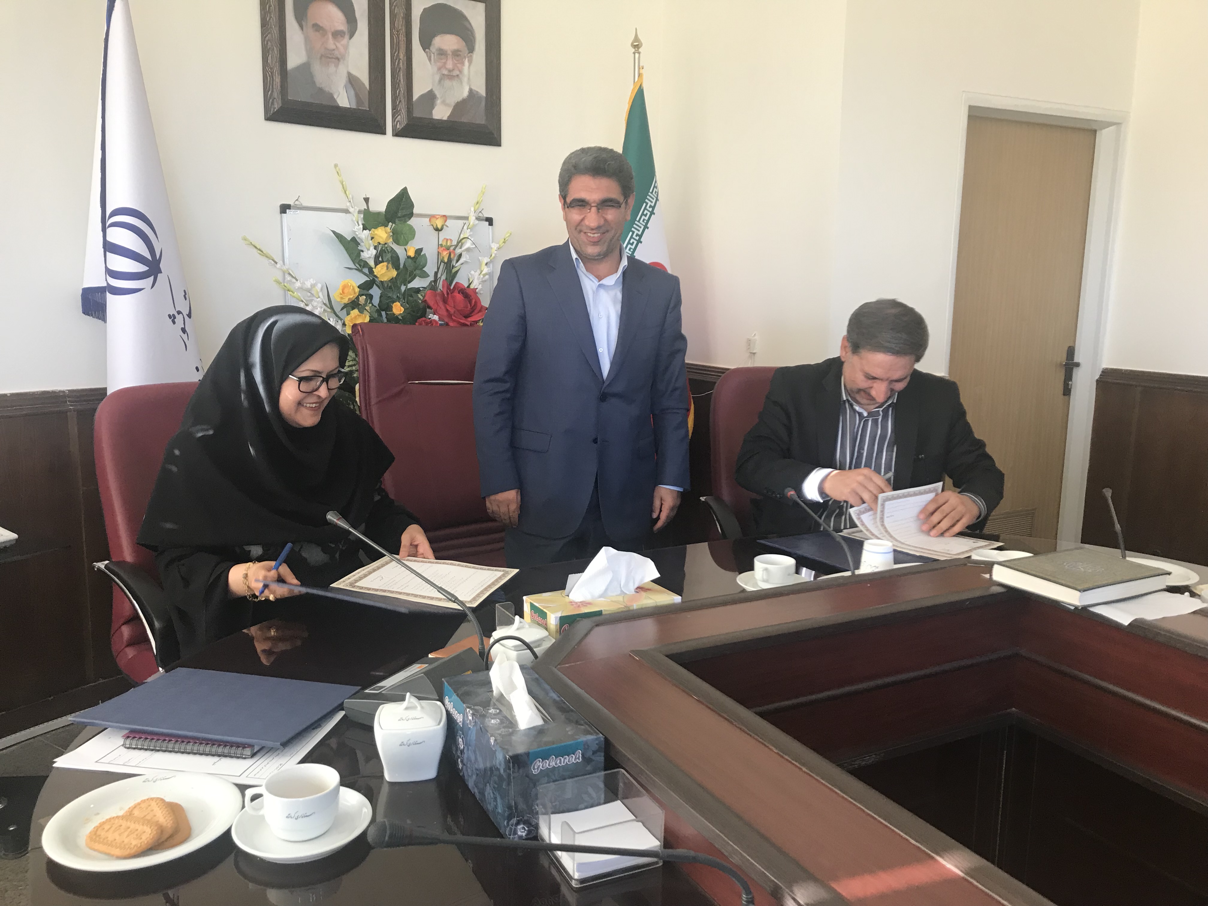 بازدید رئیس پژوهشگاه استاندارد و هیات همراه از پژوهشکده کرمانشاه