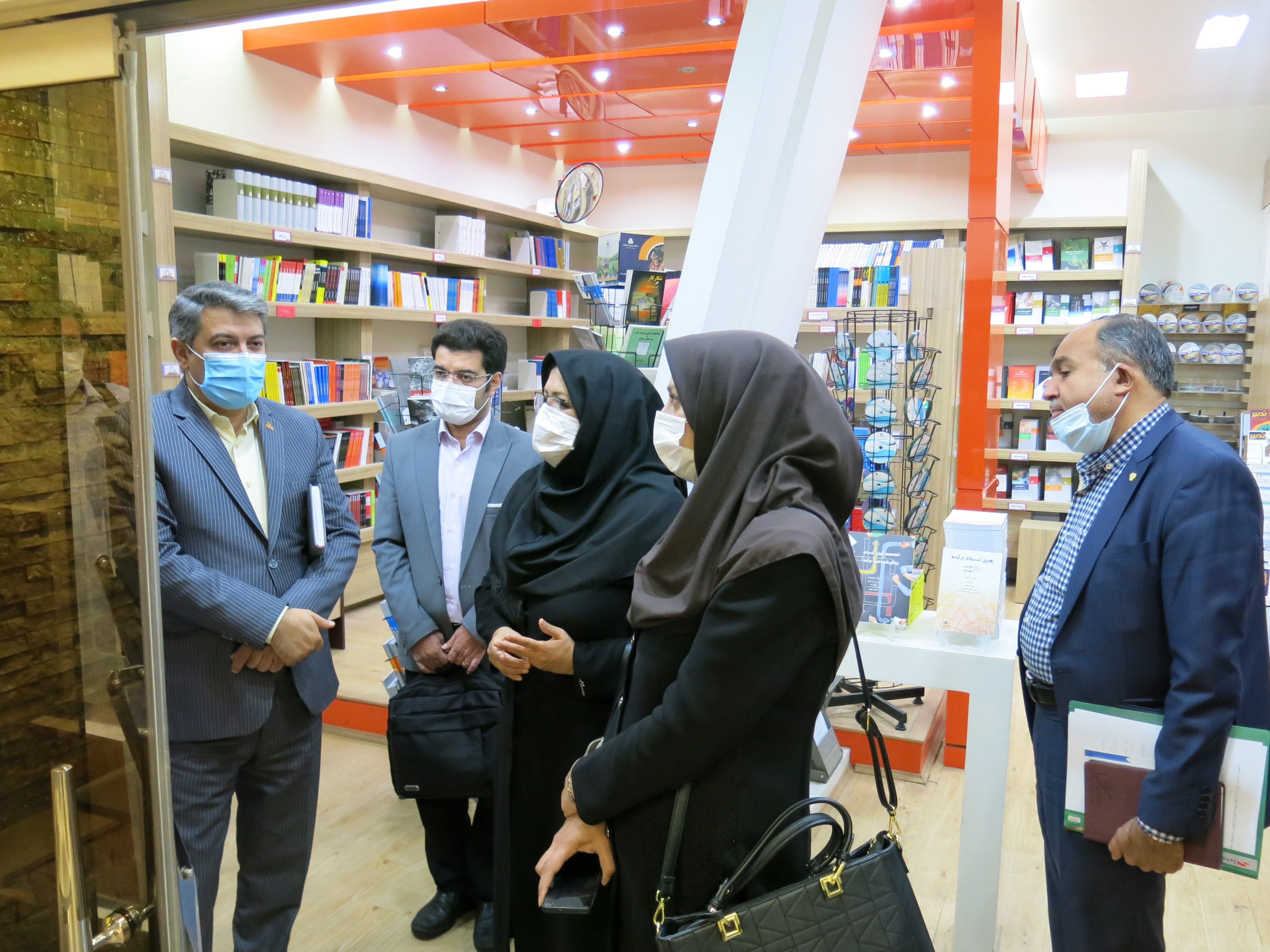 انعقاد تفاهم نامه همکاری بین پژوهشگاه استاندارد و سازمان مدیریت صنعتی