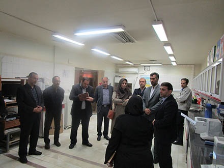 بازدید رئیس پژوهشگاه استاندارد از آزمایشگاه‌های اداره کل استاندارد استان قزوین