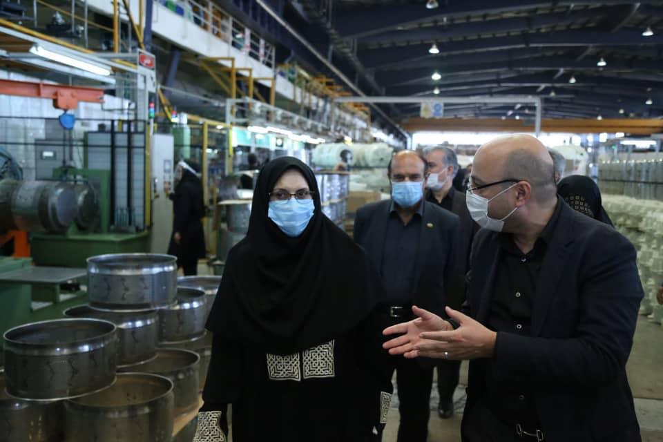بازدید رییس پژوهشگاه استاندارد از گروه صنعتی پاکشوما