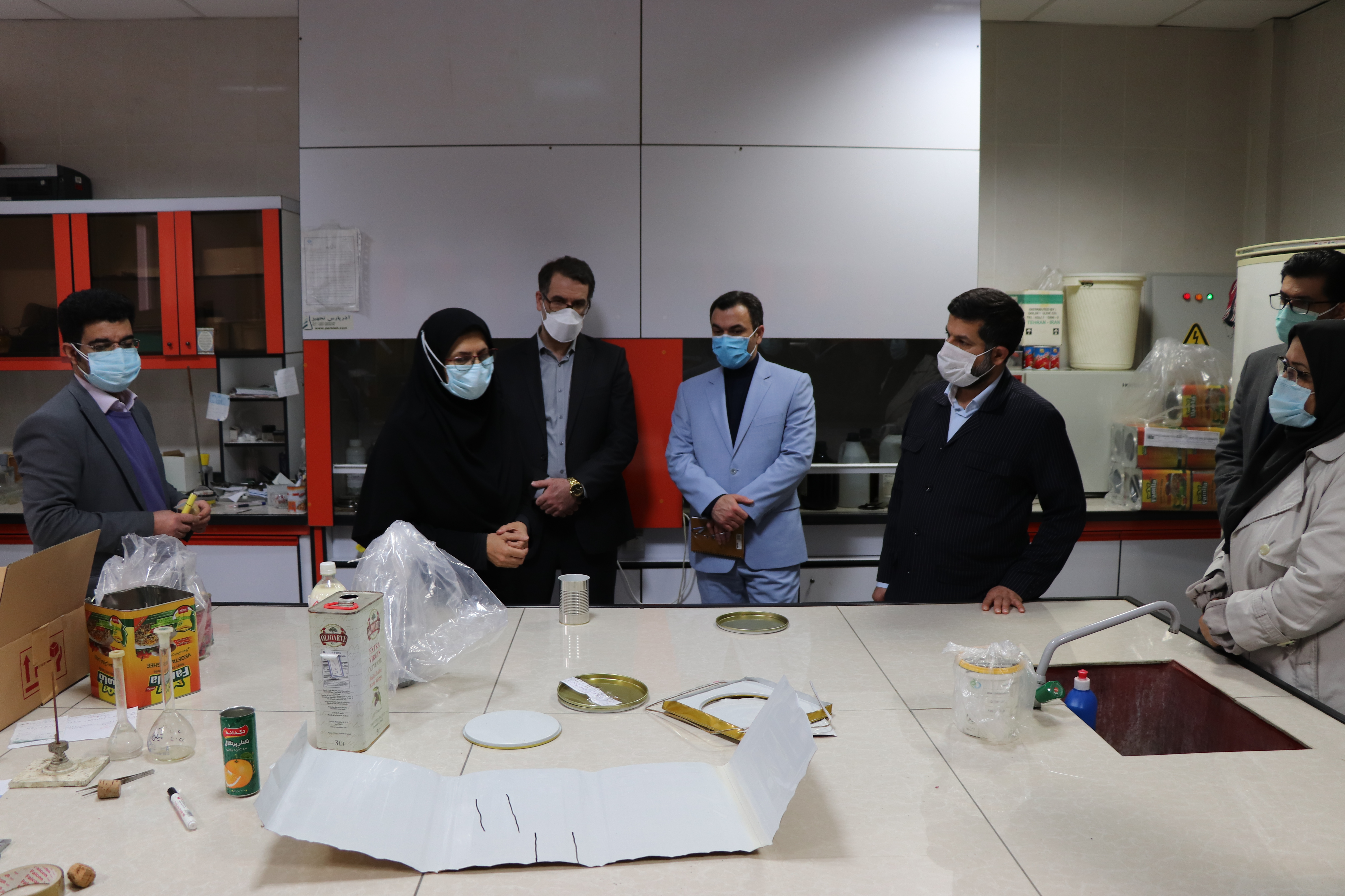بازدید رئیس سازمان ملی استاندارد ایران از پژوهشکده شیمی و پتروشیمی پژوهشگاه استاندارد