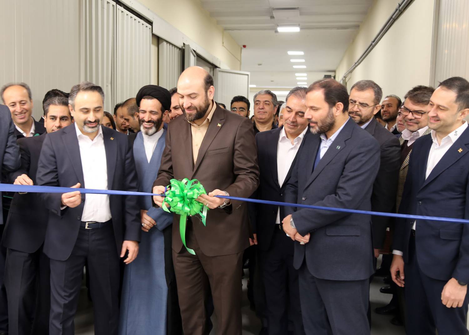 افتتاح دو آزمایشگاه کاتالیست کانورتور و خودرو سنگین دیزلی