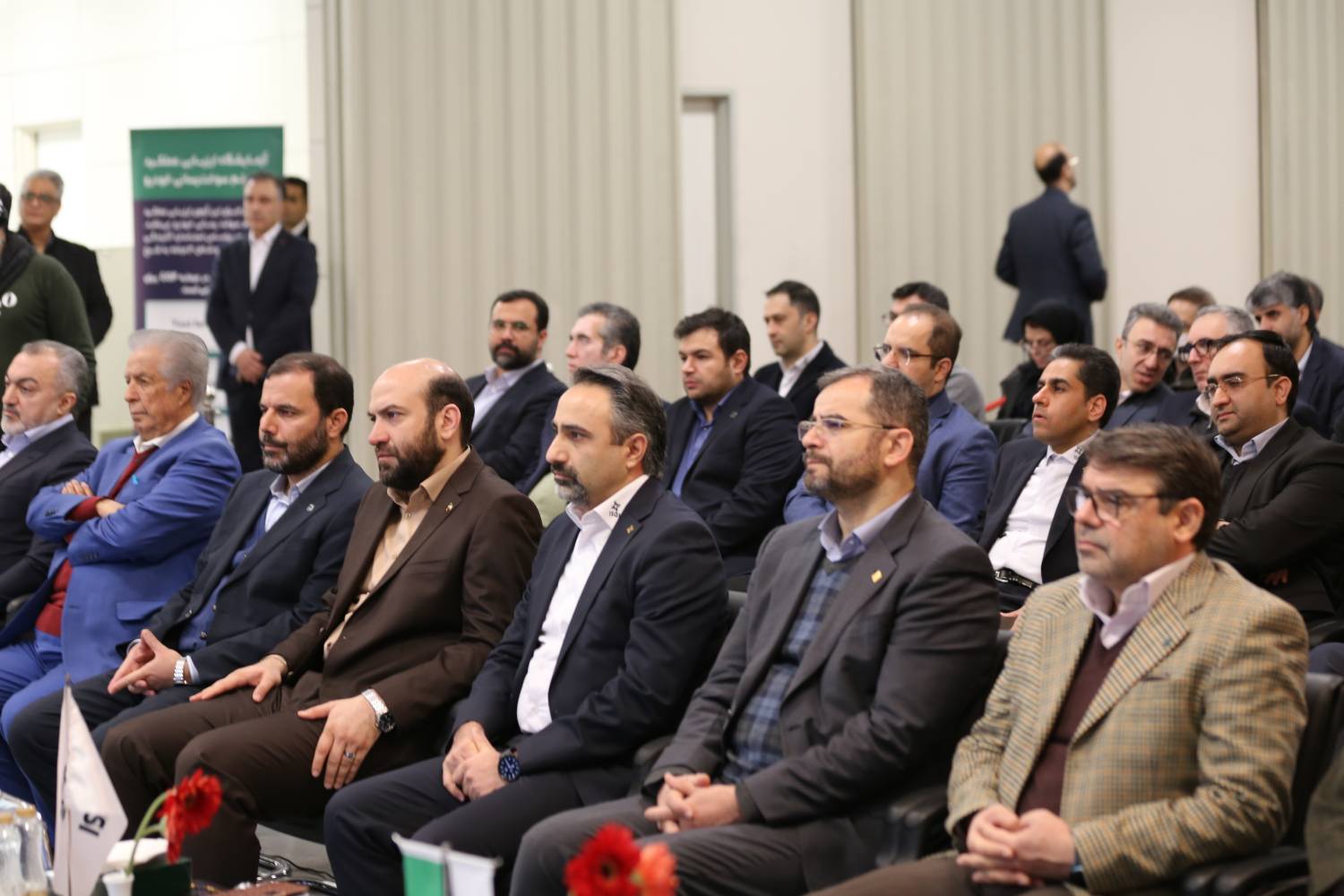 افتتاح دو آزمایشگاه کاتالیست کانورتور و خودرو سنگین دیزلی