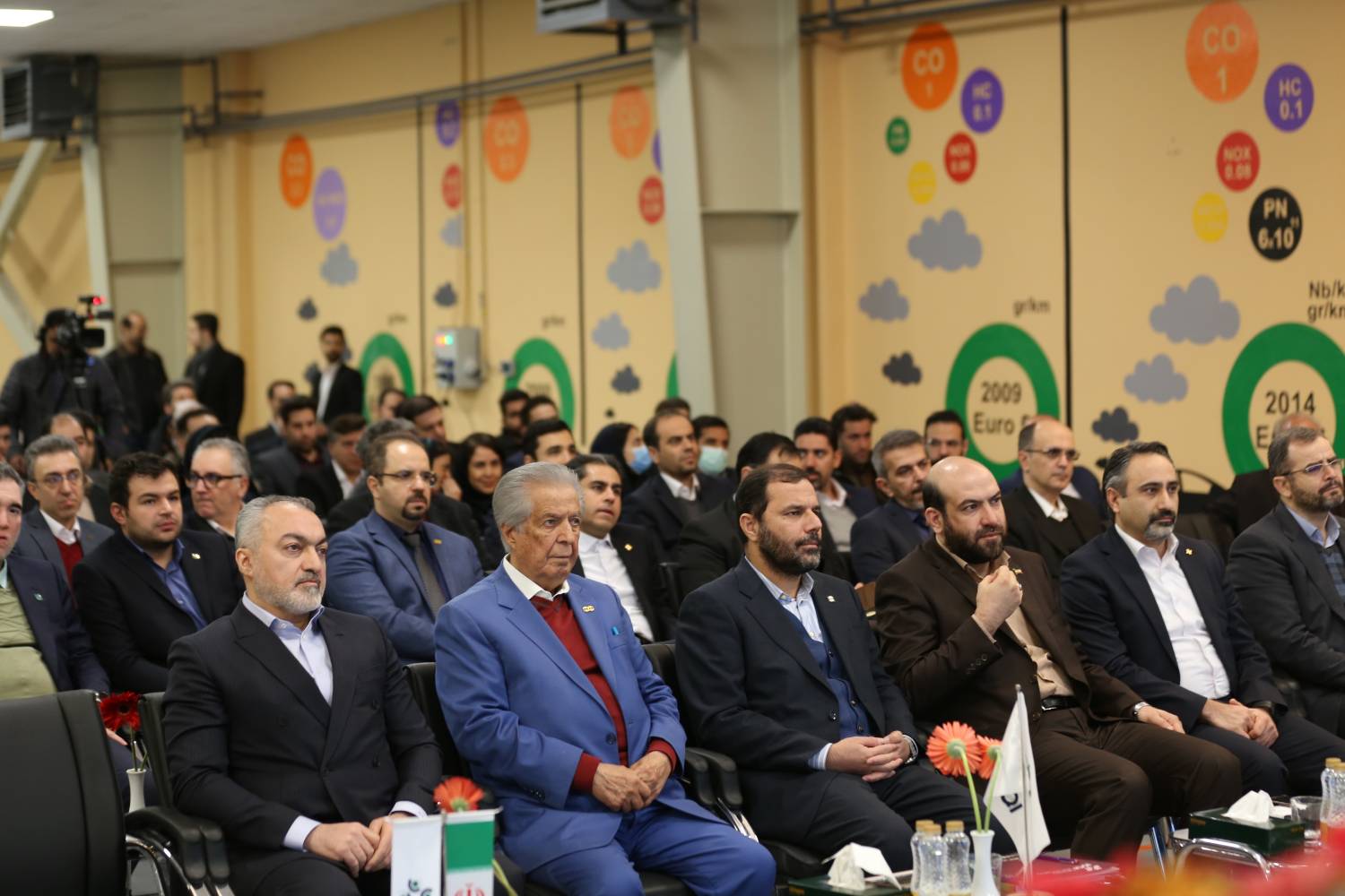 افتتاح دو آزمایشگاه کاتالیست کانورتور و خودرو سنگین دیزلی