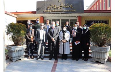 بازدید رئیس سازمان پژوهش های علمی و صنعتی از پژوهشگاه استاندارد